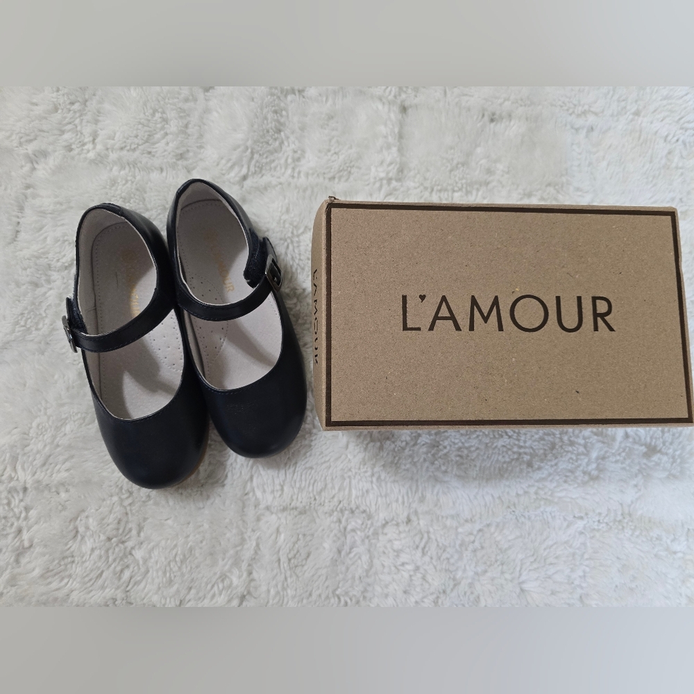 L'AMOUR Black Mary Jane Shoes